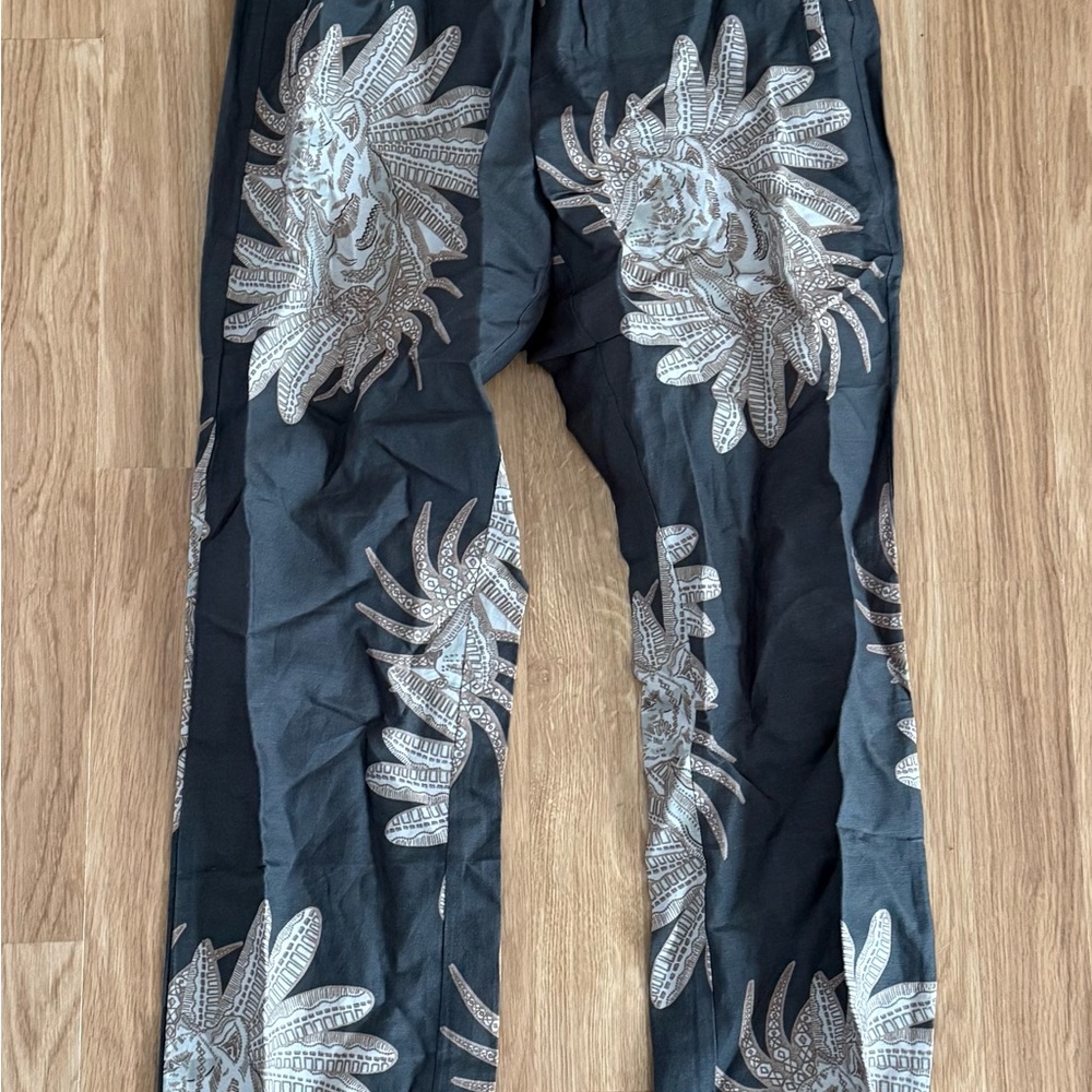 NEW Las Sureñas Greek Tiger Pants - Gray - Size Small